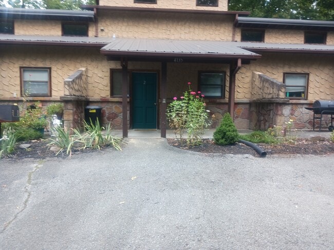 property at 4135 Dollys Dr