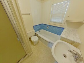 423 E 18th Ave-Unit -B in Eugene, OR - Building Photo - Building Photo