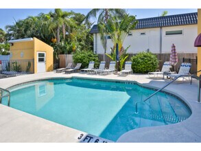 1732 Redwood St in Sarasota, FL - Building Photo - Building Photo