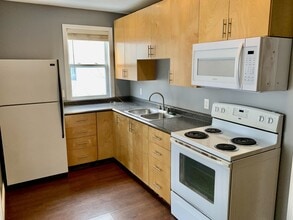 93 St Clare Ave in St John's, NL - Building Photo - Building Photo