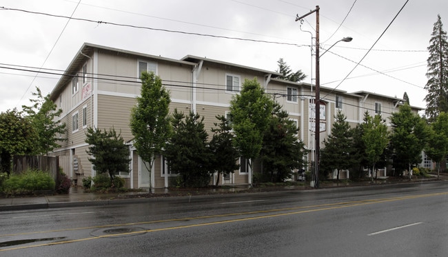 MF 11 - Cedarhurst Village Apartments in Portland, OR - Building Photo - Building Photo