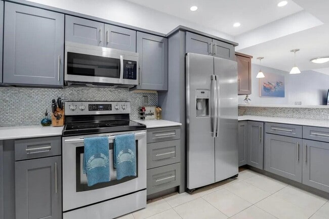 1839 SE 4th St in Pompano Beach, FL - Building Photo - Building Photo