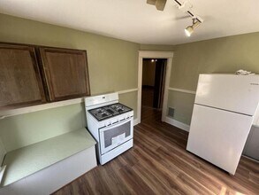 8 Rocket St in Rochester, NY - Building Photo - Building Photo