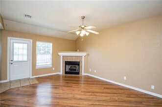 561 Firewood Dr in Centerton, AR - Building Photo - Building Photo