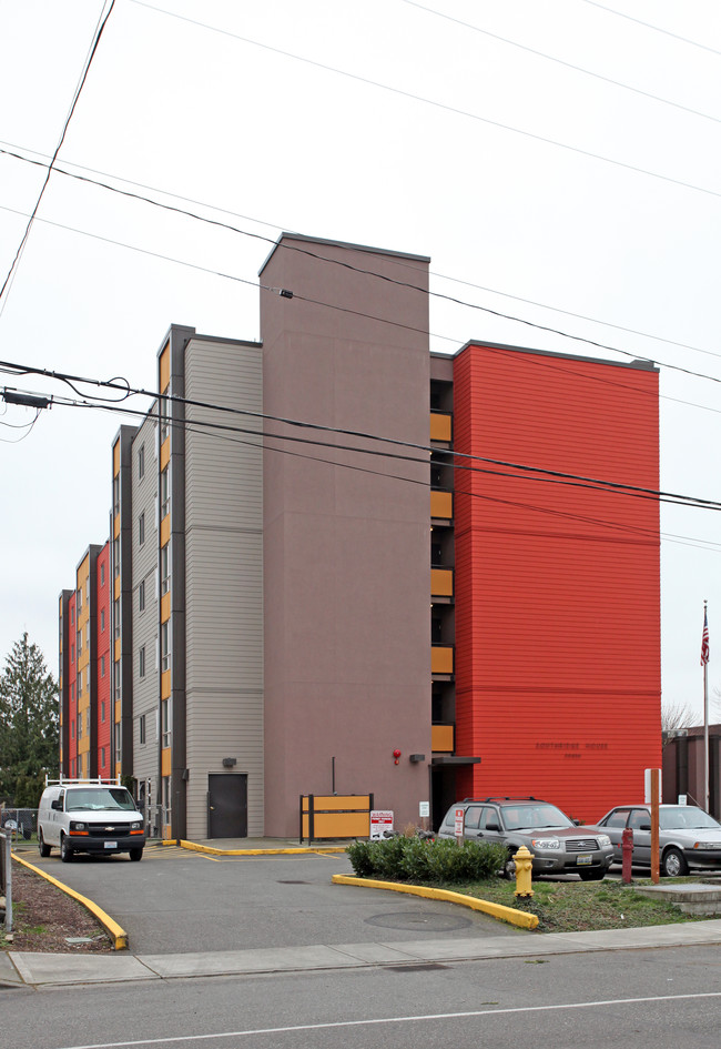 Southridge House in Federal Way, WA - Building Photo - Building Photo