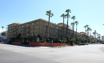 The Victoria Apartments in Los Angeles, CA - Building Photo - Building Photo