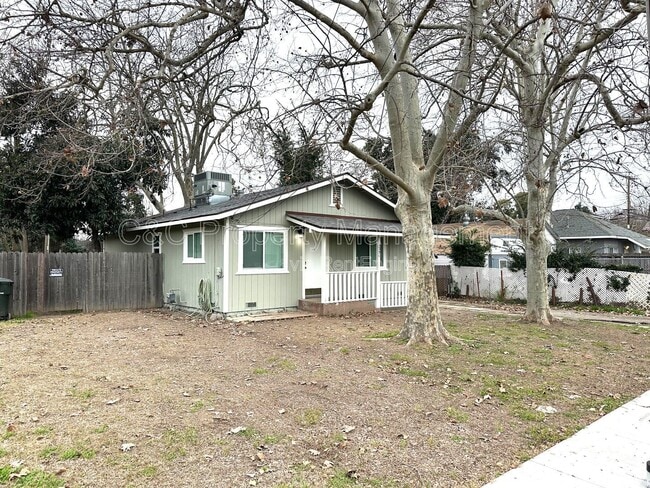 2231 Morell St in Sacramento, CA - Building Photo - Building Photo