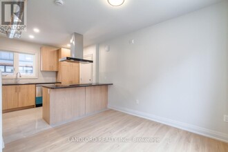 73 Northcote Ave in Toronto, ON - Building Photo - Building Photo