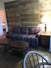 172 Cross Park Dr in Sugar Mountain, NC - Foto de edificio - Building Photo