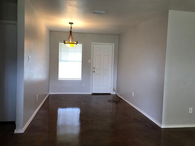 15120 Oaks W Dr in Tyler, TX - Building Photo - Building Photo