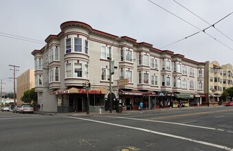 4782-4798 Mission St in San Francisco, CA - Building Photo - Building Photo
