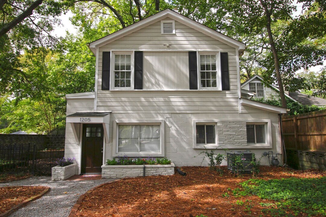 1205 Butler St in Columbia, SC - Foto de edificio