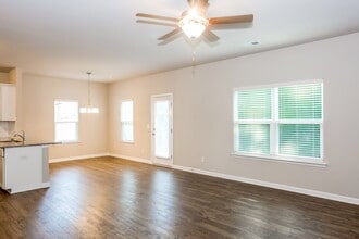 3028 Hubbard Rd in Charlotte, NC - Building Photo - Building Photo