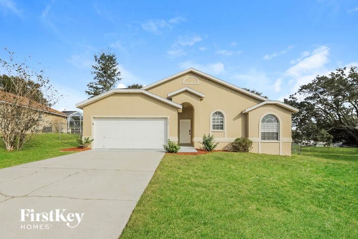 785 Hunt Dr in Lake Wales, FL - Building Photo