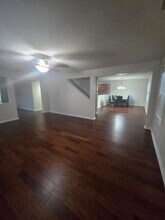 9490 Treyburn Lakes Dr in Indianapolis, IN - Building Photo - Building Photo