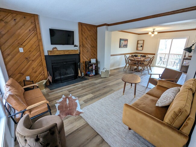 property at 475A King St