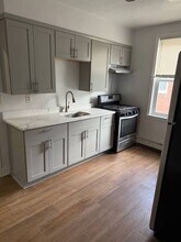 39-18 208th St in Queens, NY - Building Photo - Building Photo