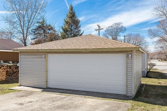 700 Clinton St in Lockport, IL - Building Photo - Building Photo