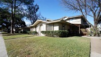 5666 Birchmont Dr photo'