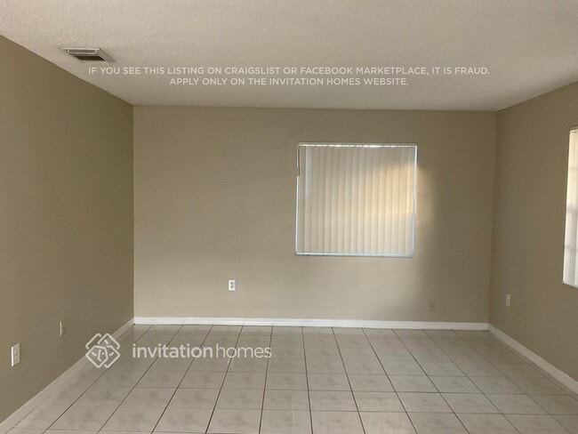 4661 SW 151st Ave in Miramar, FL - Foto de edificio - Building Photo