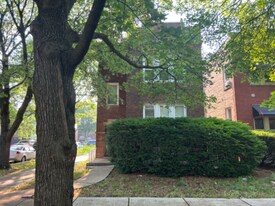 1657 N Linder Ave in Chicago, IL - Building Photo