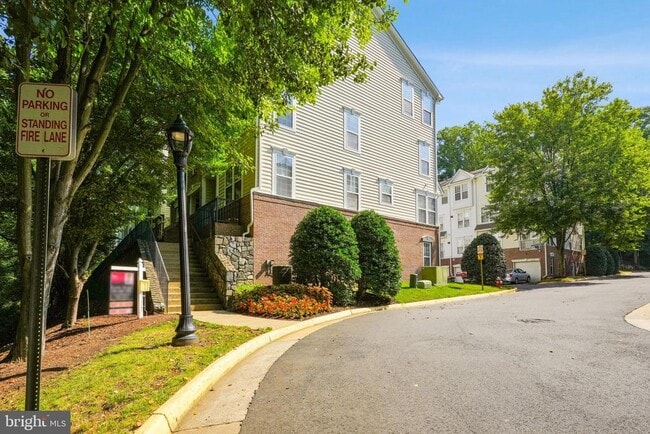 property at 4174 Lochleven Tr