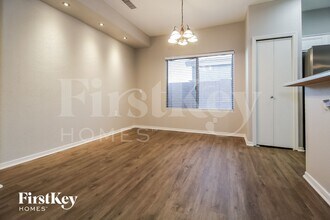 601 W Elm Ln in Avondale, AZ - Building Photo - Building Photo