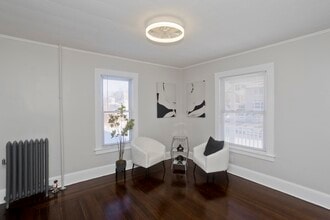 68 Ottawa St in Agawam, MA - Building Photo - Building Photo