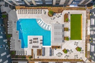 Luxia Preston in Plano, TX - Building Photo