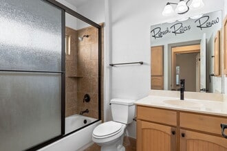 7639 Eagle Ledge in San Antonio, TX - Foto de edificio - Building Photo