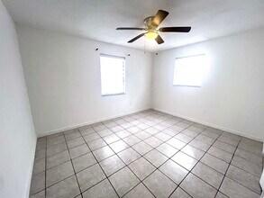 4630 Myrtle Ln in West Palm Beach, FL - Building Photo - Building Photo