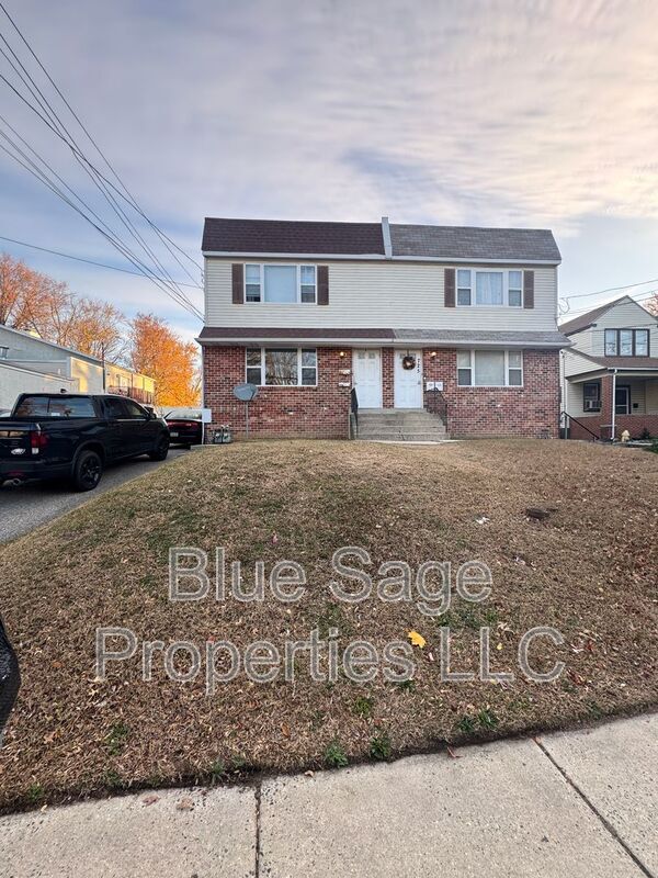 property at 727 Clifton Ave