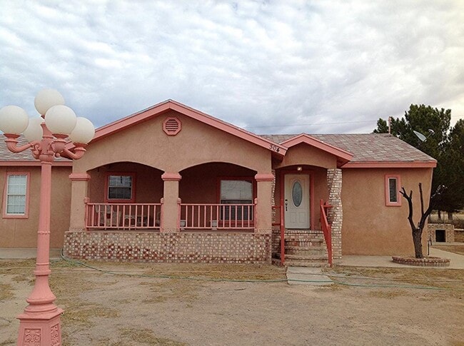 property at 304 Calle Al Rumbo