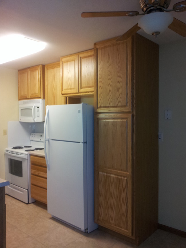 Canda Manor Apartments in Ishpeming, MI - Building Photo - Building Photo