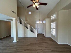 8038 S 54th Ln in Phoenix, AZ - Building Photo - Building Photo