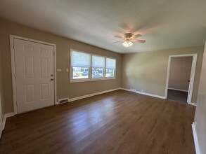 11218 Eastern Ave in Kansas City, MO - Building Photo - Building Photo