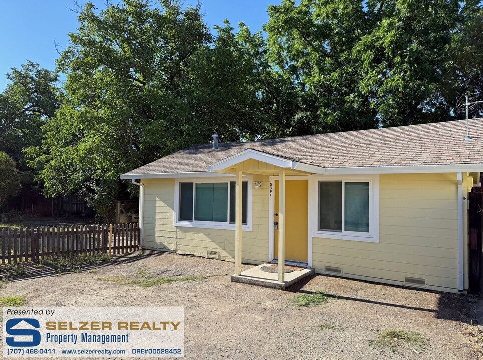 539 N School St in Ukiah, CA - Building Photo