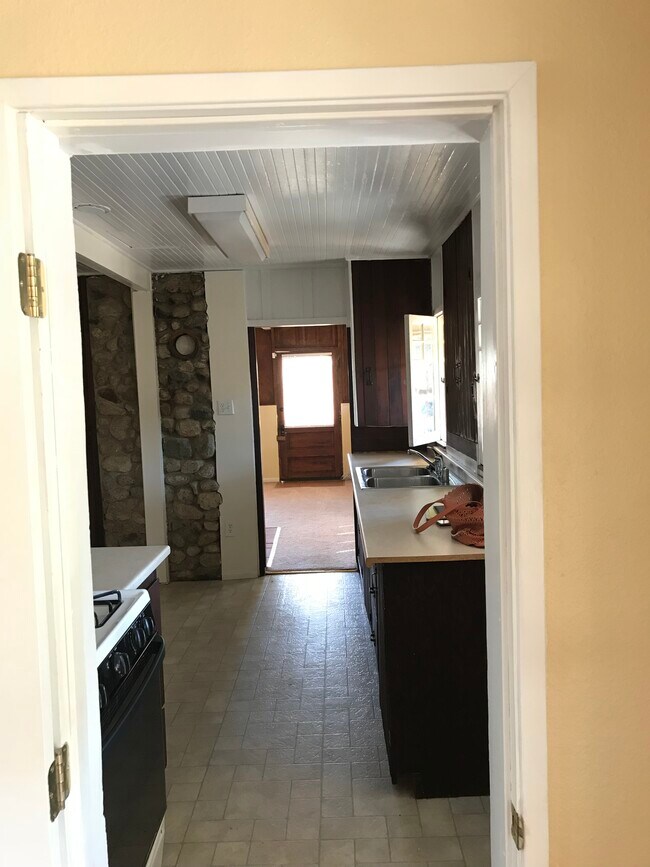 33302 Crown Valley Rd Rentals in Acton, CA