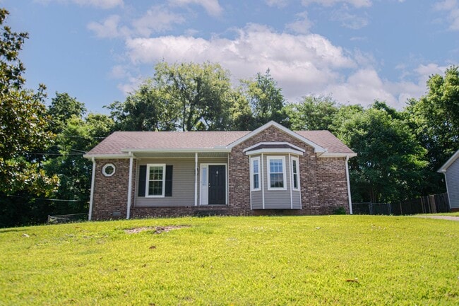 2833 Teakwood Dr