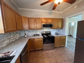 1520 Ambrose Ave in Cincinnati, OH - Building Photo - Building Photo