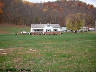 Heldreth Mobile Home Park in Mannington, WV - Foto de edificio