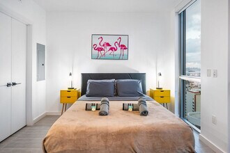 227 NE 2nd St in Miami, FL - Building Photo - Building Photo