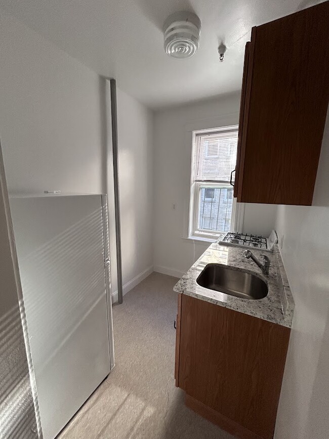 92 Peterborough St, Unit 20 in Boston, MA - Building Photo - Building Photo