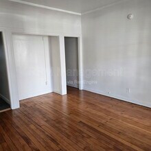 829 1/4 N Formosa Ave in Los Angeles, CA - Building Photo - Building Photo