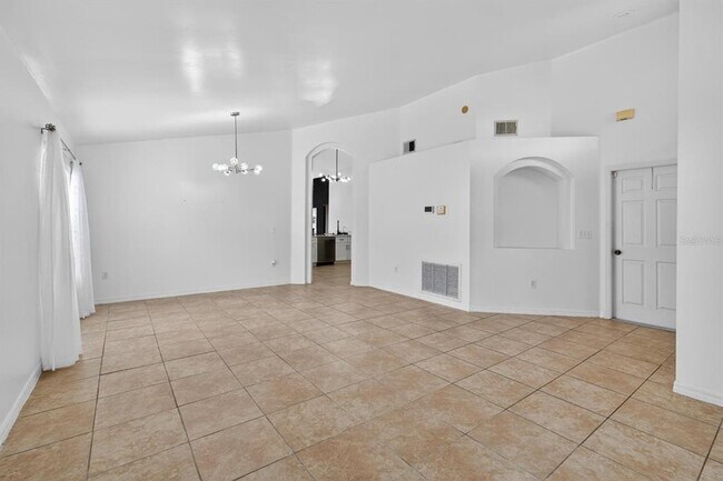 419 Buckingham Cir in Davenport, FL - Building Photo - Building Photo