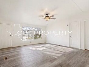 1615 Crockett St in Waco, TX - Building Photo - Building Photo