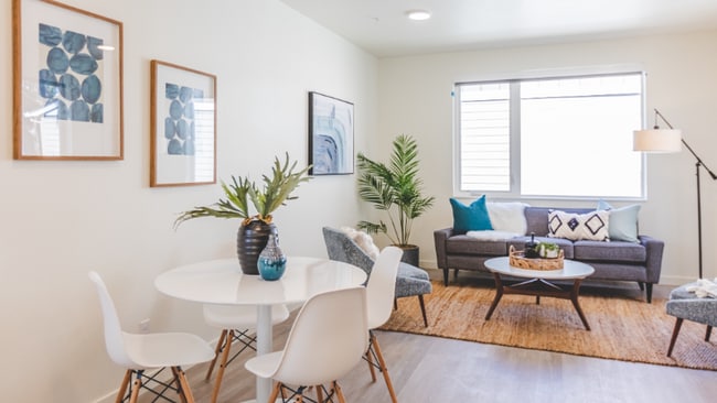 3445 SE Gladstone St