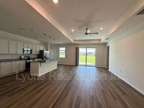 16368 Branco Dr in Punta Gorda, FL - Building Photo - Building Photo