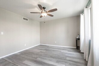 6909 E Osborn Rd in Scottsdale, AZ - Building Photo - Building Photo