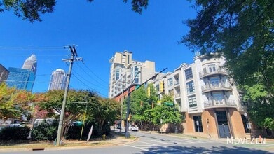 505 E 6th St in Charlotte, NC - Foto de edificio - Building Photo